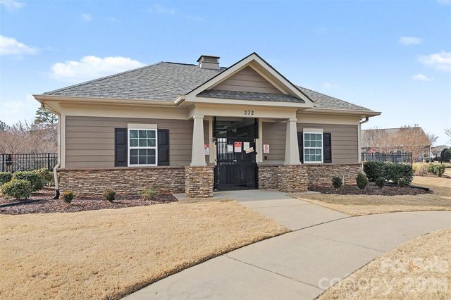 173 Glastonbury Drive, Mooresville, NC 28115