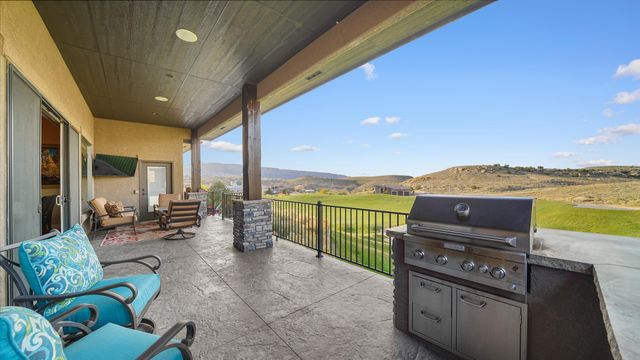 369 Hill View Drive, Grand Junction, CO 81507