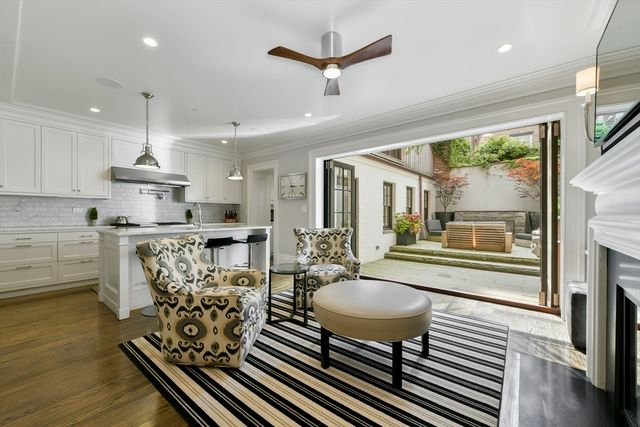 75 Hancock St, Boston, MA 02114