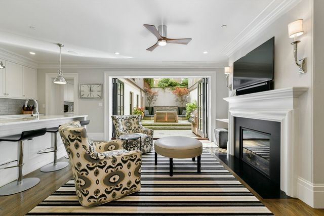 75 Hancock St, Boston, MA 02114