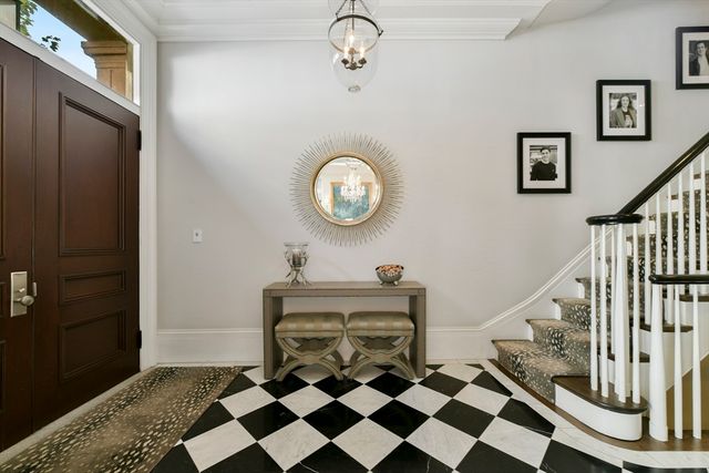 75 Hancock St, Boston, MA 02114