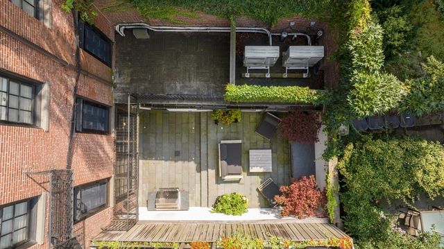75 Hancock St, Boston, MA 02114