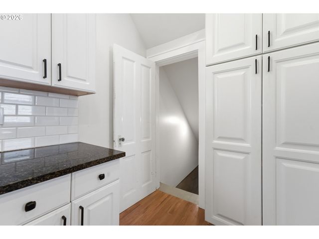 73 Ne HANCOCK St, Portland, OR 97212