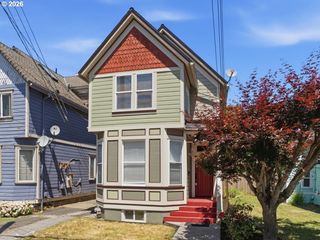 73 Ne HANCOCK St, Portland, OR 97212