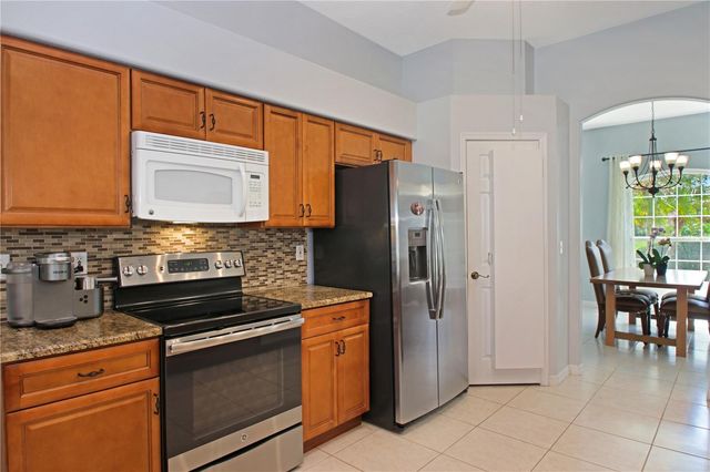 11825 OVERLOOK DRIVE, Clermont, FL 34711