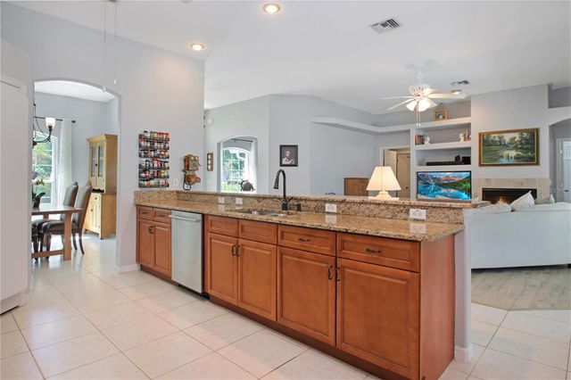 11825 OVERLOOK DRIVE, Clermont, FL 34711