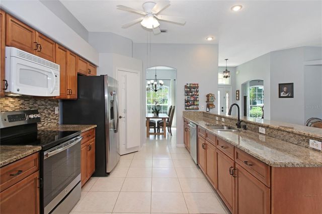 11825 OVERLOOK DRIVE, Clermont, FL 34711