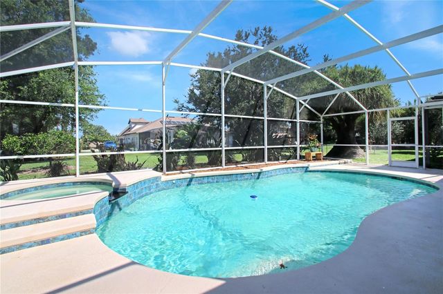 11825 OVERLOOK DRIVE, Clermont, FL 34711