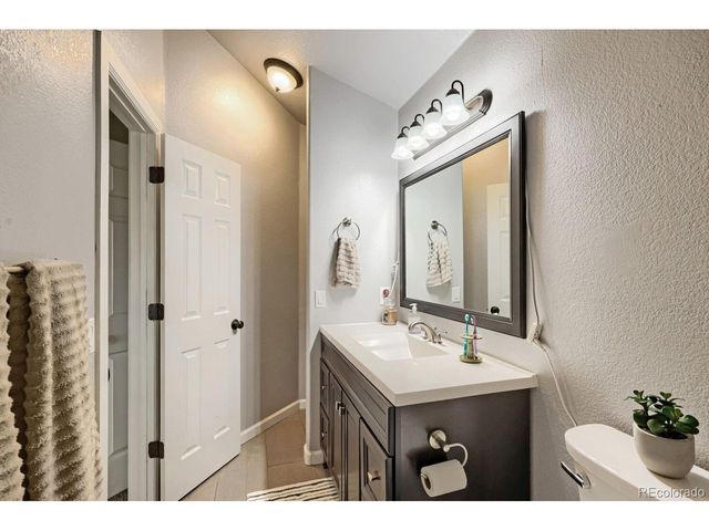 7835 Canvasback Cir, Littleton, CO 80125