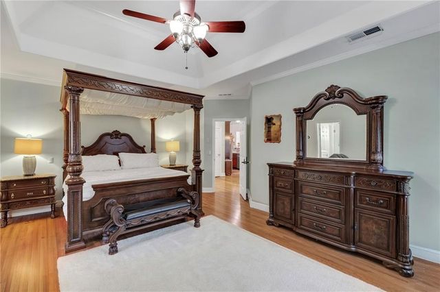 211 Graymist Path, Loganville, GA 30052