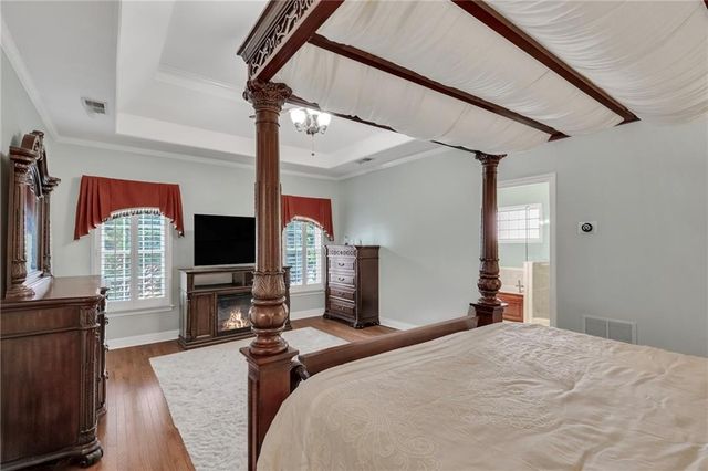 211 Graymist Path, Loganville, GA 30052
