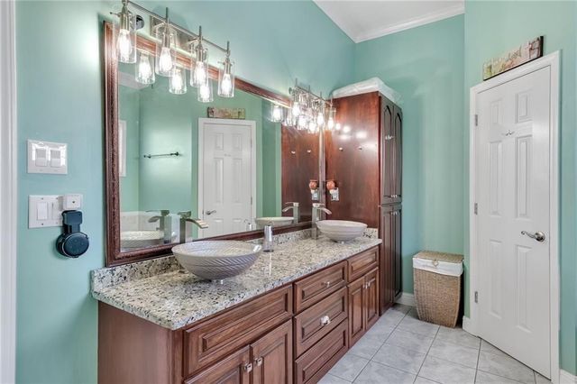 211 Graymist Path, Loganville, GA 30052