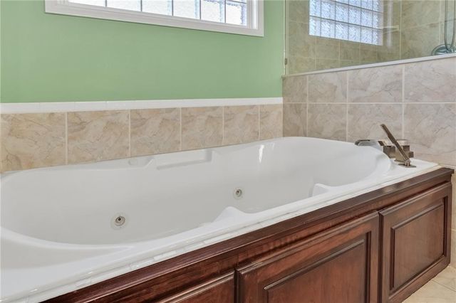 211 Graymist Path, Loganville, GA 30052