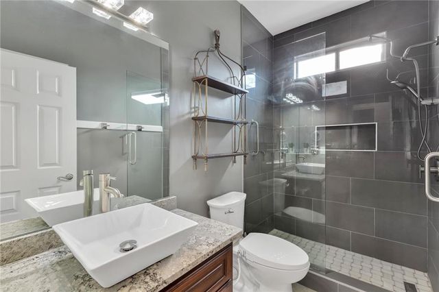 211 Graymist Path, Loganville, GA 30052