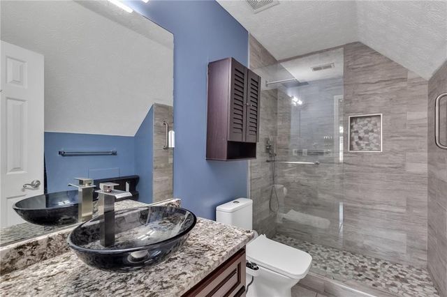 211 Graymist Path, Loganville, GA 30052