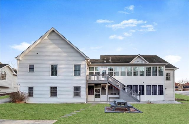 211 Graymist Path, Loganville, GA 30052