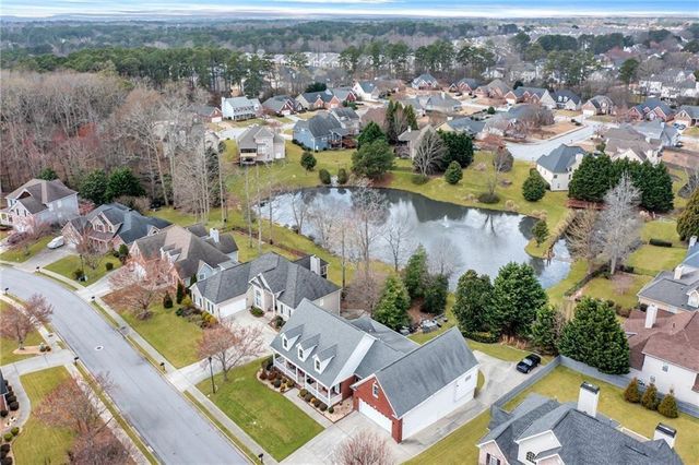 211 Graymist Path, Loganville, GA 30052