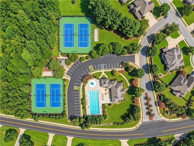211 Graymist Path, Loganville, GA 30052