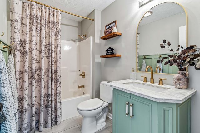 120 Country Drive, Hustonville, KY 40437