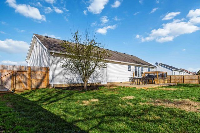 120 Country Drive, Hustonville, KY 40437