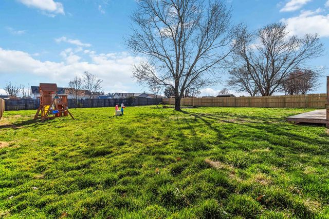 120 Country Drive, Hustonville, KY 40437