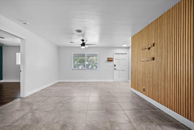 3130 Capri Road, Palm Beach Gardens, FL 33410