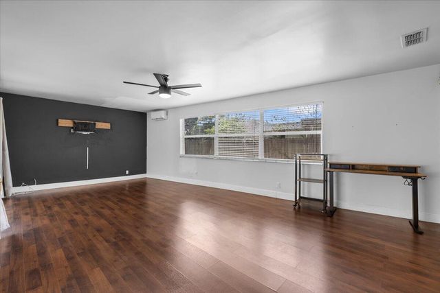 3130 Capri Road, Palm Beach Gardens, FL 33410