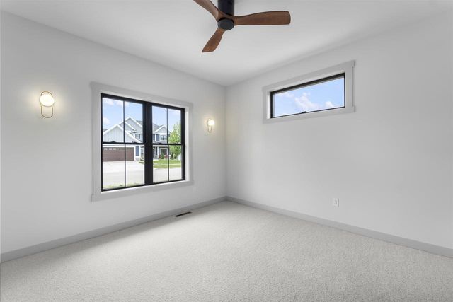 7710 Larkspur Lane, Deforest, WI 53532