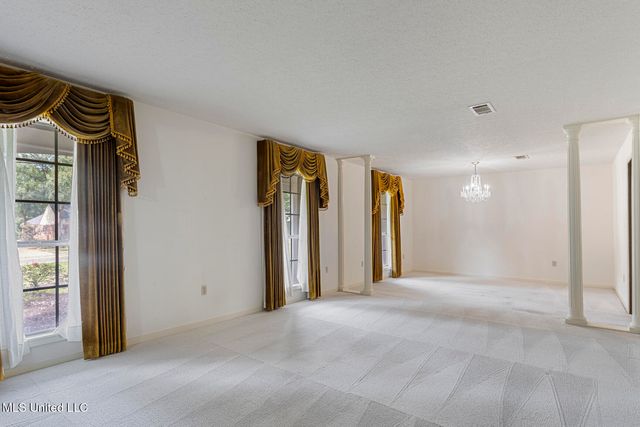 11 S Terrapin Hill Road, Brandon, MS 39042