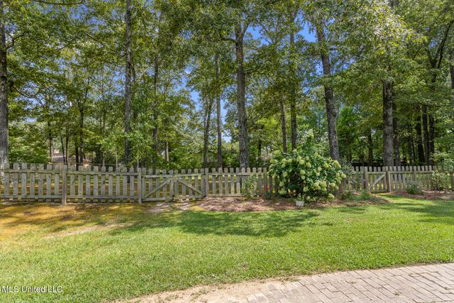 11 S Terrapin Hill Road, Brandon, MS 39042