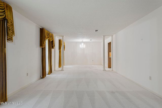 11 S Terrapin Hill Road, Brandon, MS 39042