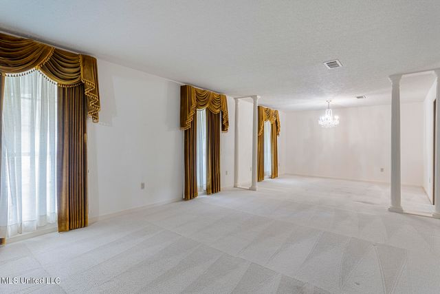 11 S Terrapin Hill Road, Brandon, MS 39042
