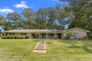 11 S Terrapin Hill Road, Brandon, MS 39042