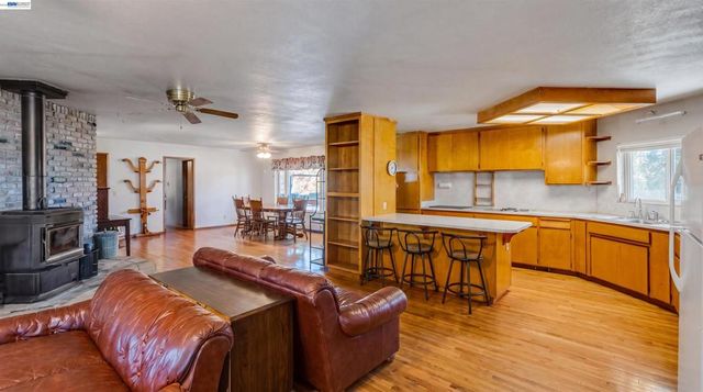 8037 Savage Way, Valley Springs, CA 95252
