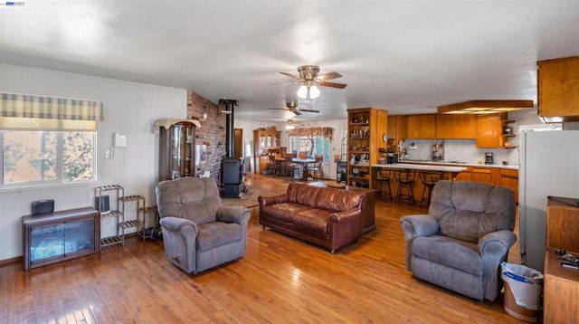8037 Savage Way, Valley Springs, CA 95252