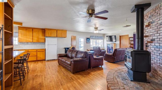 8037 Savage Way, Valley Springs, CA 95252