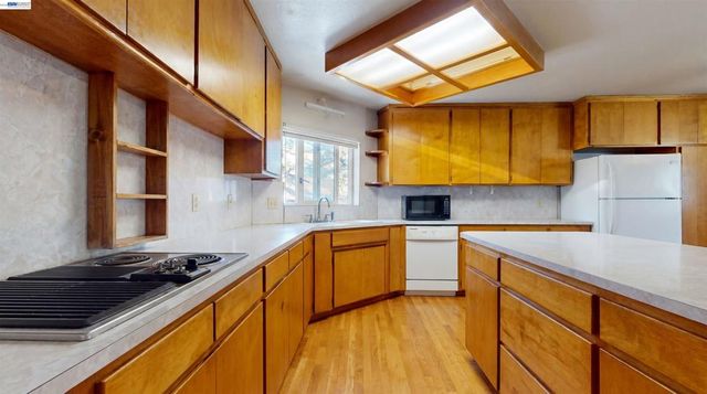8037 Savage Way, Valley Springs, CA 95252