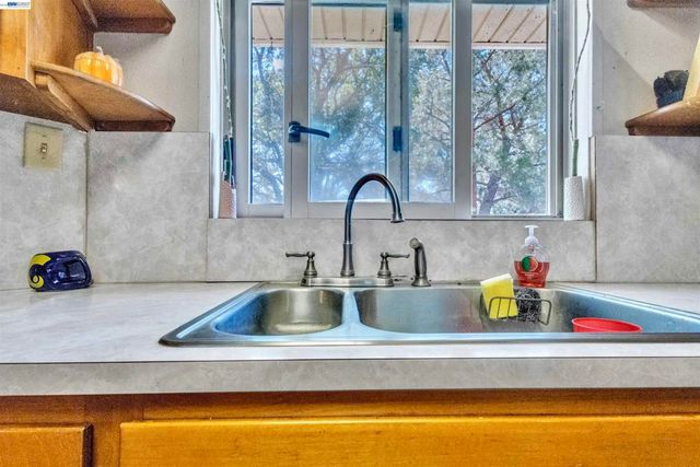 8037 Savage Way, Valley Springs, CA 95252