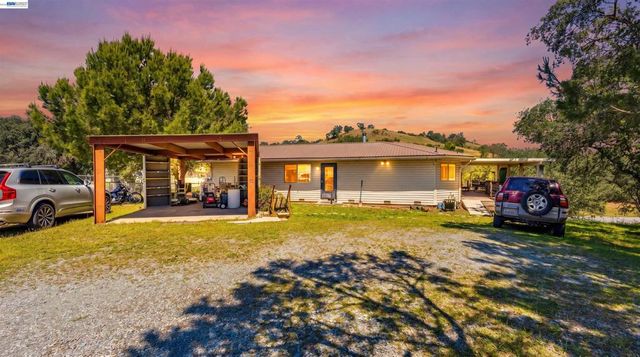 8037 Savage Way, Valley Springs, CA 95252