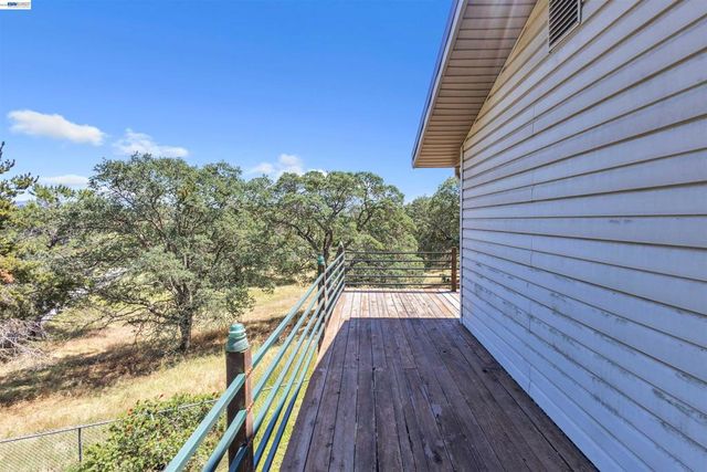 8037 Savage Way, Valley Springs, CA 95252