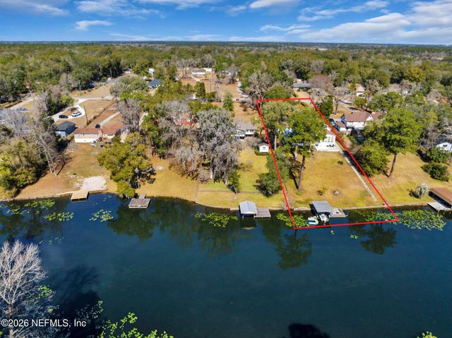 929 LAKE ASBURY Drive, Green Cove Springs, FL 32043