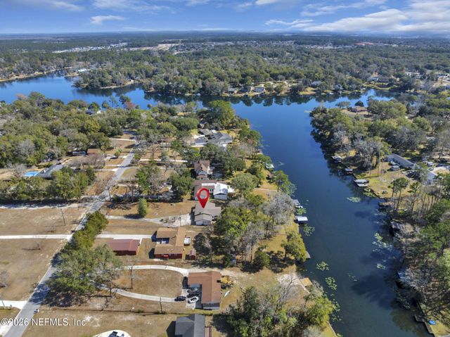929 LAKE ASBURY Drive, Green Cove Springs, FL 32043