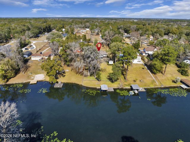 929 LAKE ASBURY Drive, Green Cove Springs, FL 32043