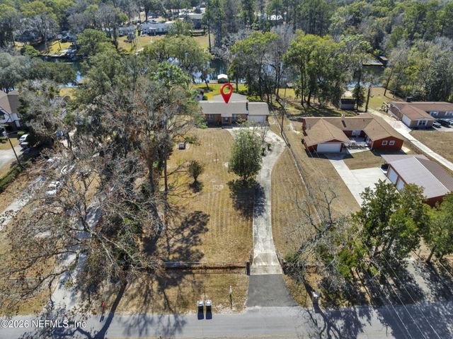 929 LAKE ASBURY Drive, Green Cove Springs, FL 32043