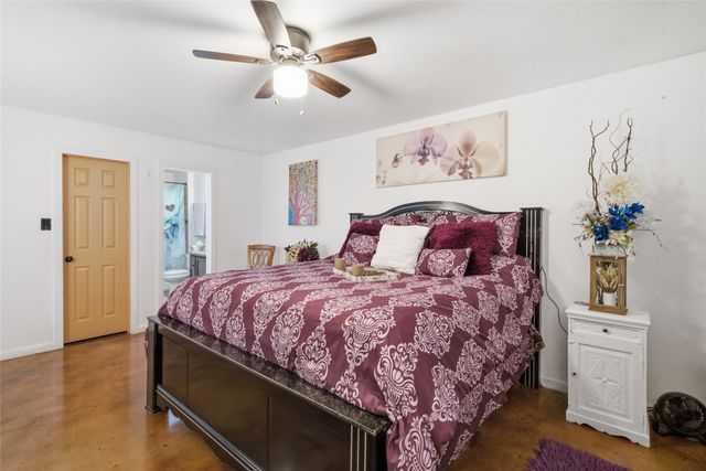 2900 Fitzhugh Avenue, Fort Worth, TX 76105