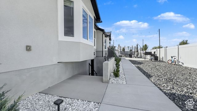 3881 N CHAPMAN DR, Eagle Mountain, UT 84005