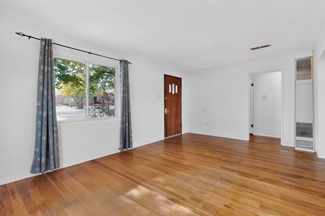 1810 Anderson Place SE, Albuquerque, NM 87108