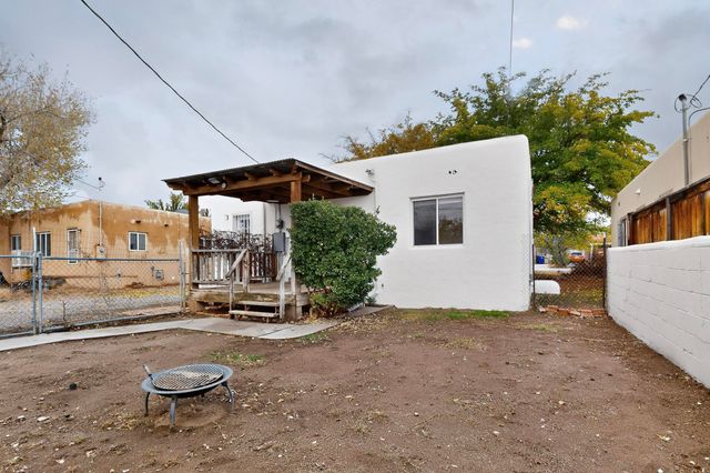 1810 Anderson Place SE, Albuquerque, NM 87108