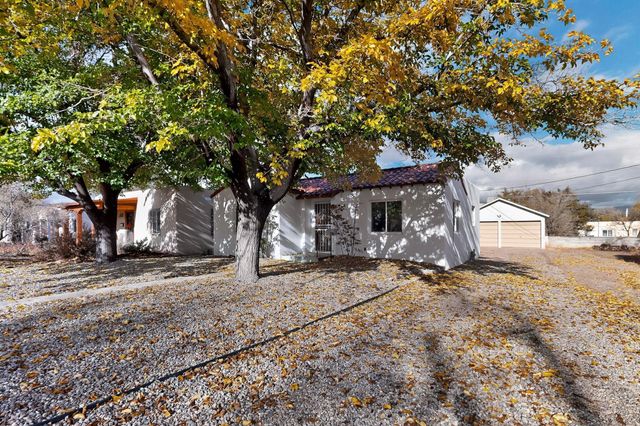 1810 Anderson Place SE, Albuquerque, NM 87108