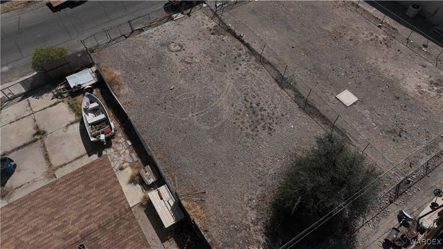 1855 Montclair Drive, Bullhead City, AZ 86442